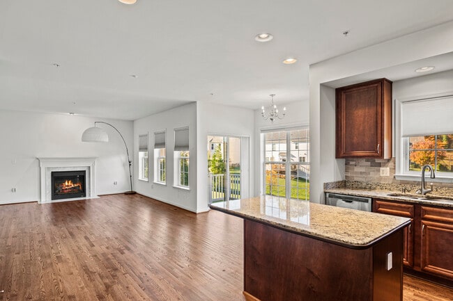 Building Photo - 5979 Cypress Springs Rd