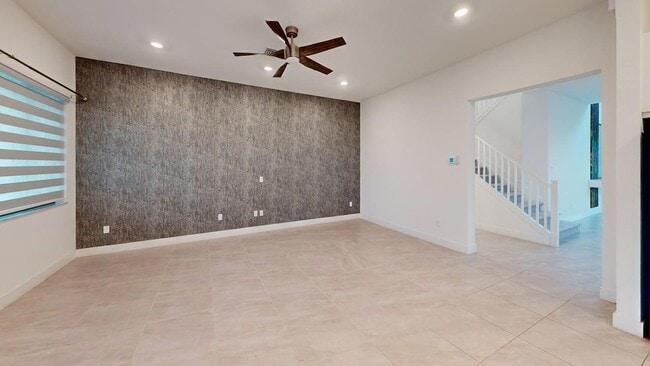 Building Photo - 10780 Oceano Wy