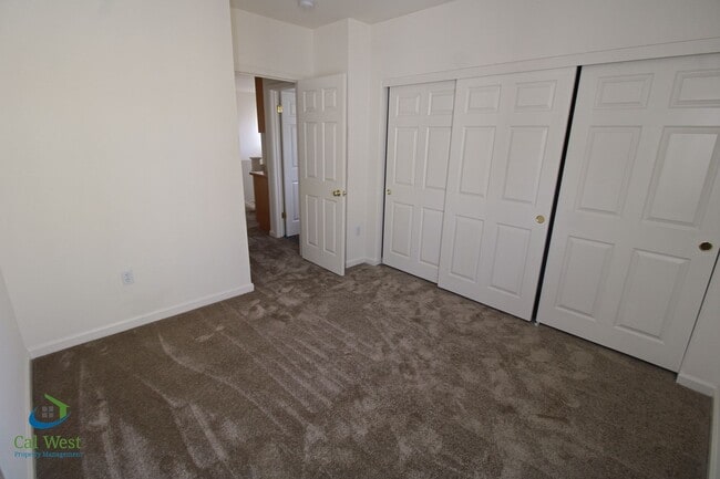 Building Photo - $6,195 - Gorgeous 2 Story 3 Bedroom 2.5 Bath Home steps away from Downtown Mountain View and Cal ...