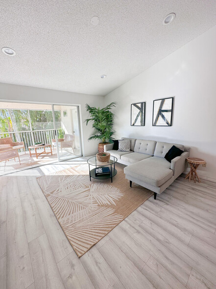 Building Photo - 7761 Jewel Ln