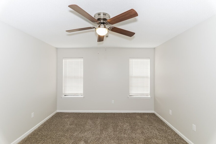 Building Photo - 6887 Delta Newberry Cove