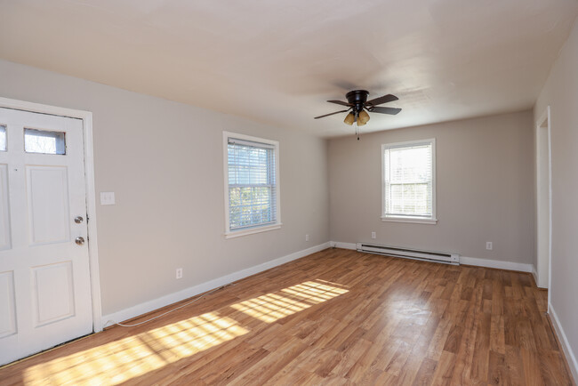 1509 Minefee St - 1509 Minefee St Richmond VA 23224 | Apartment Finder