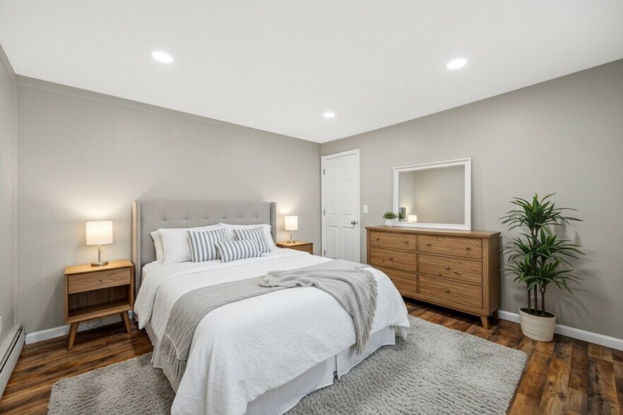 Building Photo - 11 Haab Ave