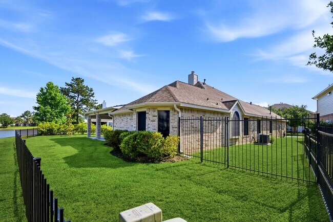 Building Photo - 29819 S Legends Village Cir