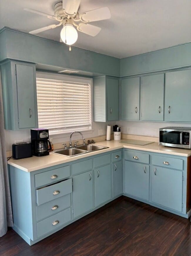 Building Photo - Humble Abode