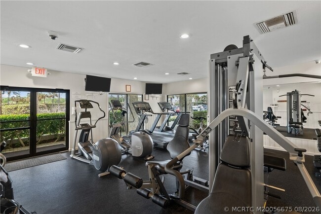 Building Photo - 9940 S Ocean Dr