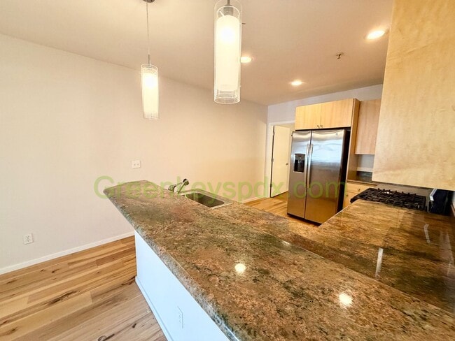 Building Photo - Awesome 1-bedroom condo near the heart of historic St. John's