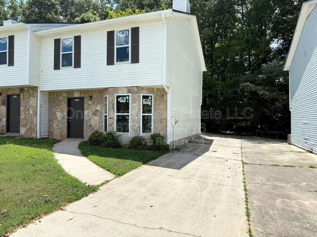 Building Photo - 3626 N Hopkins Ct