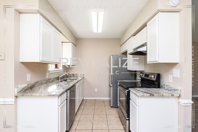Building Photo - 1066 Bernice Hudson Dr