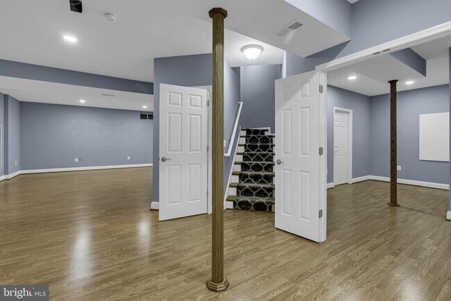 Building Photo - 40560 Aldie Springs Dr