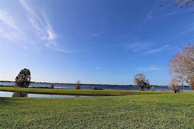 Building Photo - 403 Laurel Cove Way