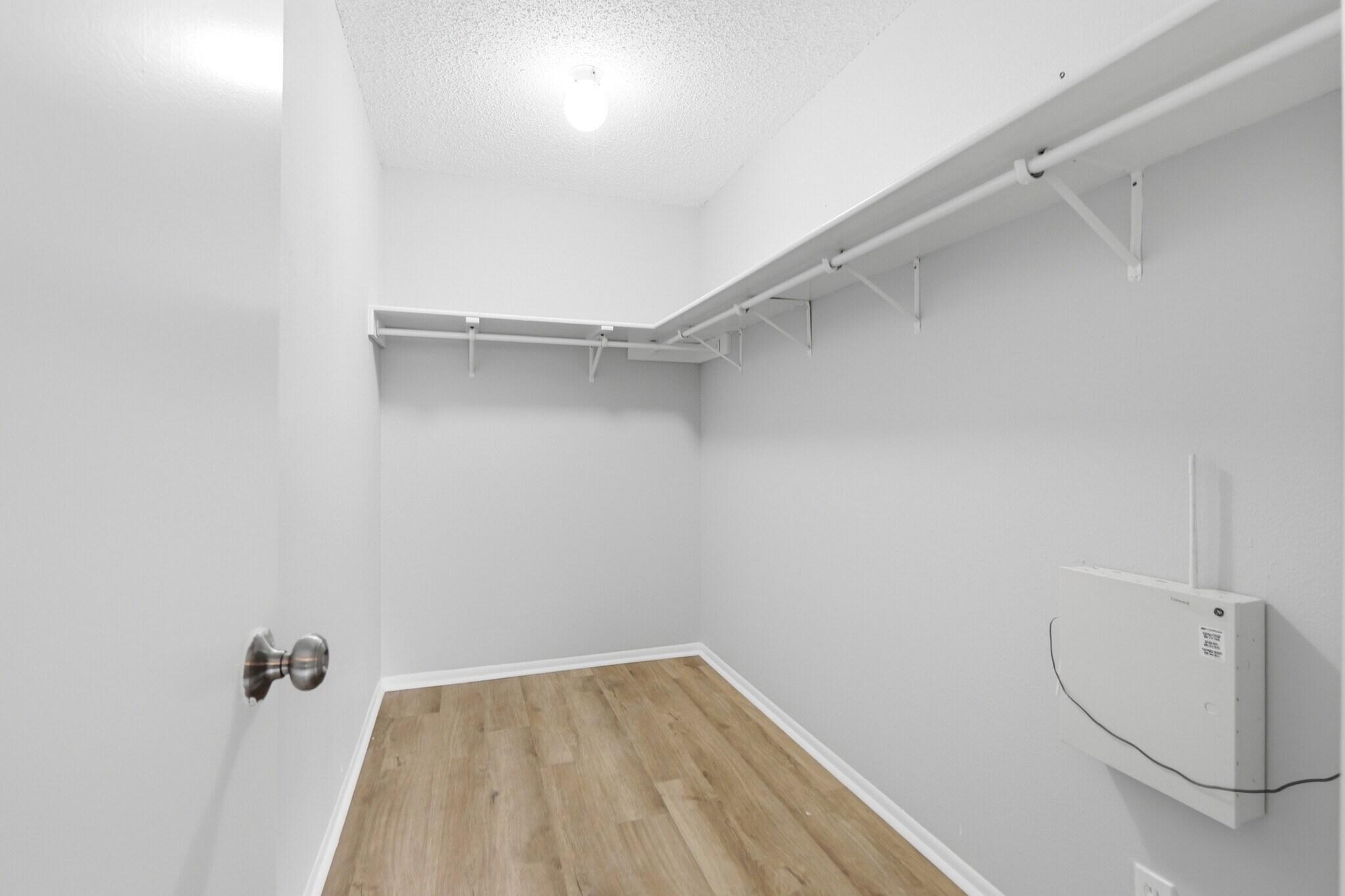 Building Photo - 9110 Roquefort