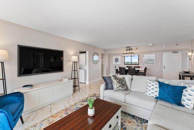 Building Photo - 300 Ocean Trail Way