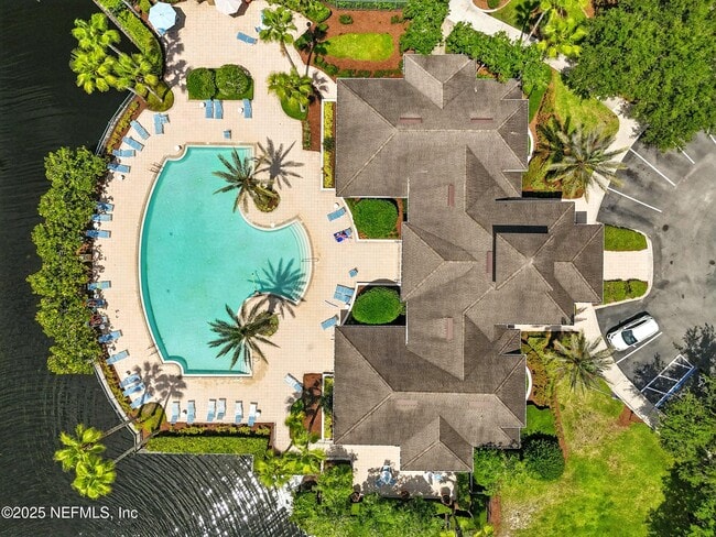 Building Photo - 7990 Baymeadows Rd