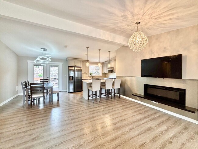 Building Photo - Charming Medina Home For Rent