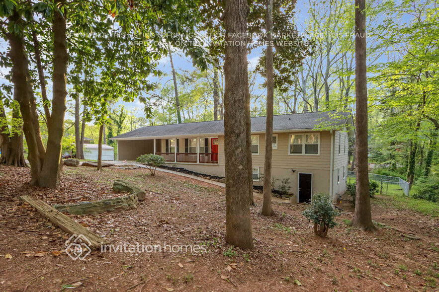 Building Photo - 2306 Atoka Dr SE