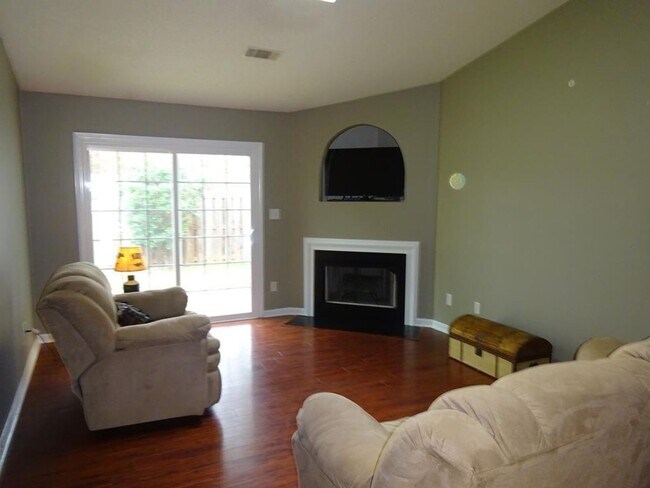 Building Photo - 125 St Kitts Ct