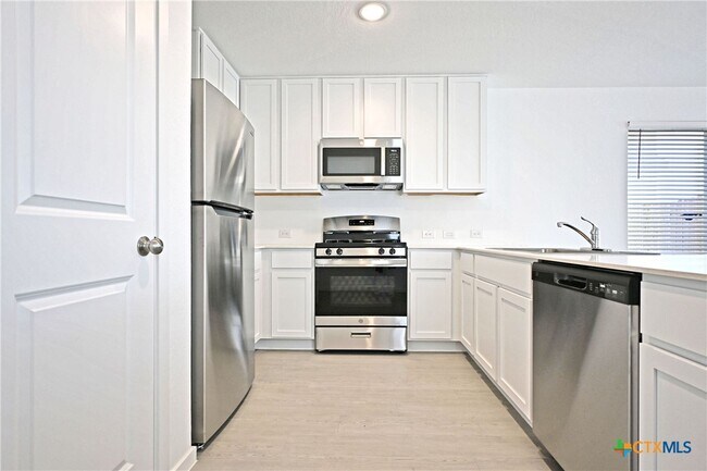 Building Photo - 11822 Bluebell Rdg