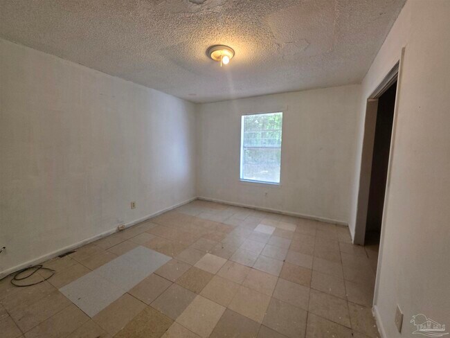 Building Photo - 6710 Gulley Ln