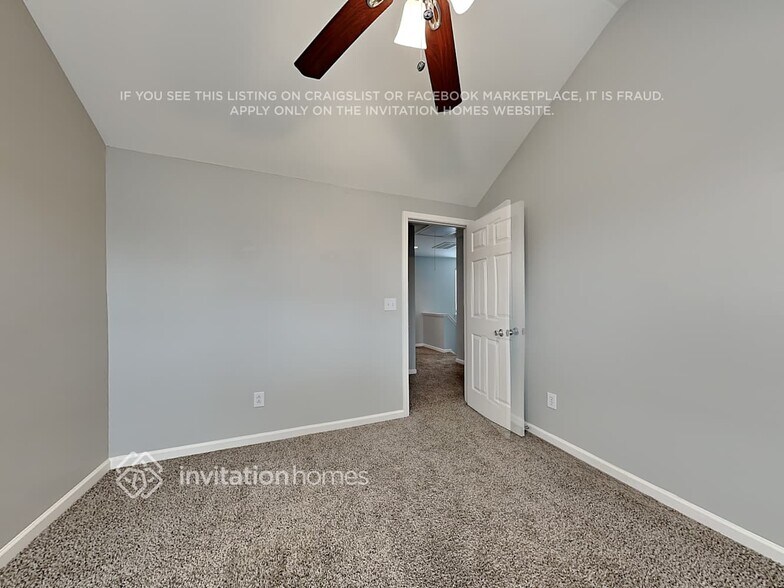 Building Photo - 737 Willow Bay Dr