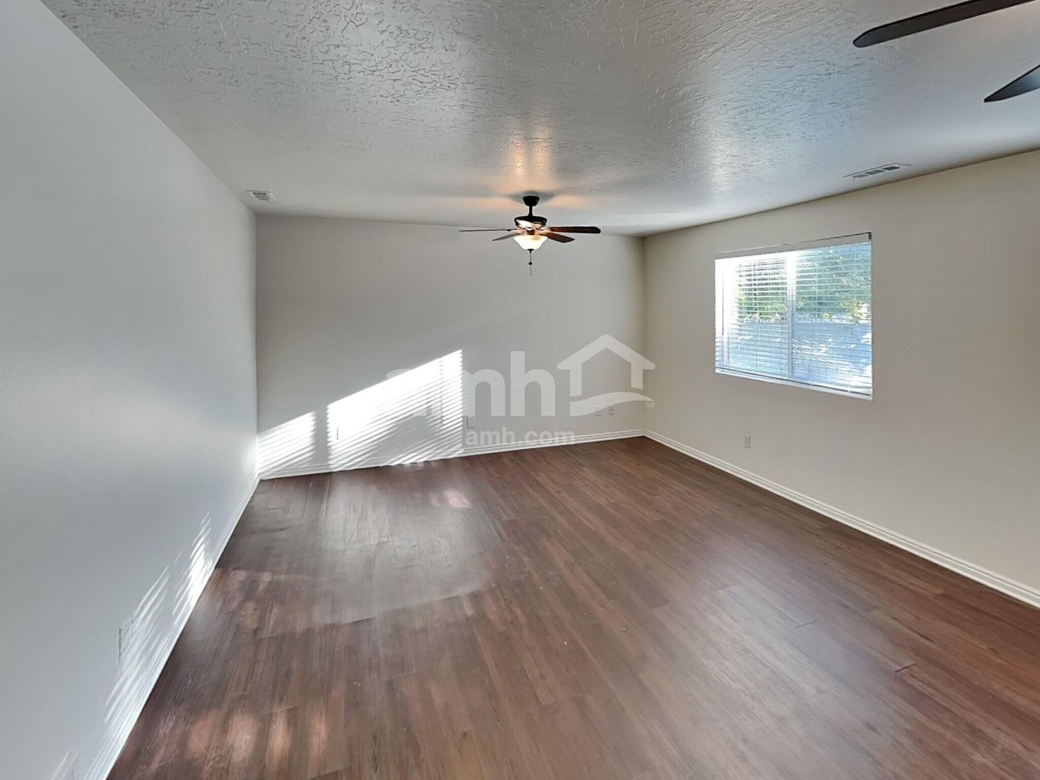 Building Photo - 1204 N 2525 W