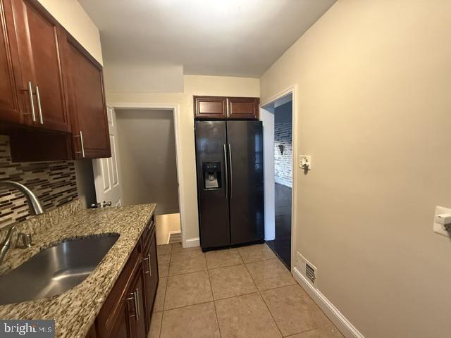 Building Photo - 2136 Redthorn Rd