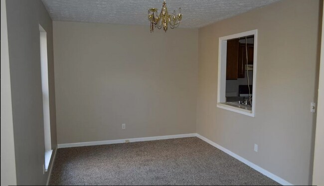 Building Photo - 1901 Steeplechase Ct