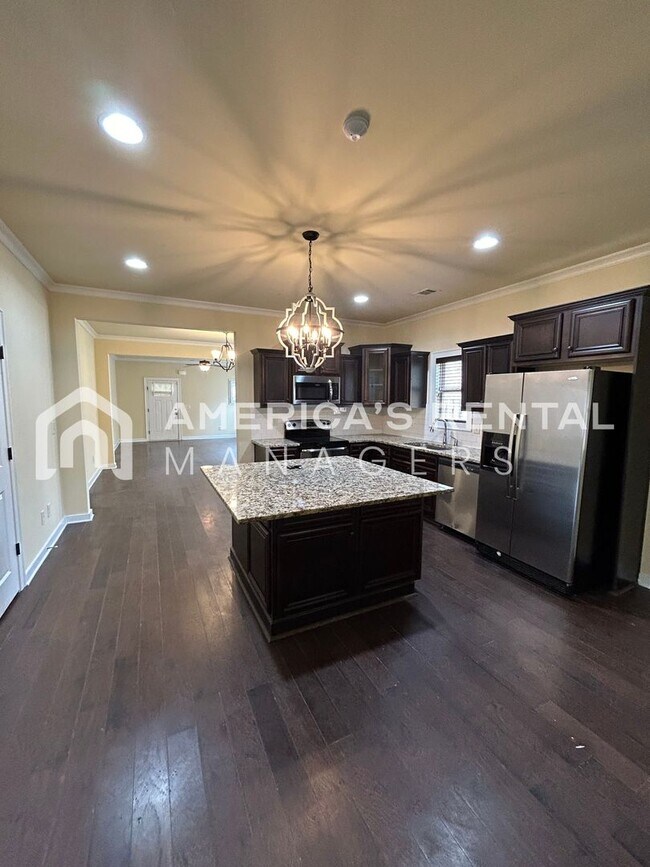 Building Photo - 3651 Chalybe Cove