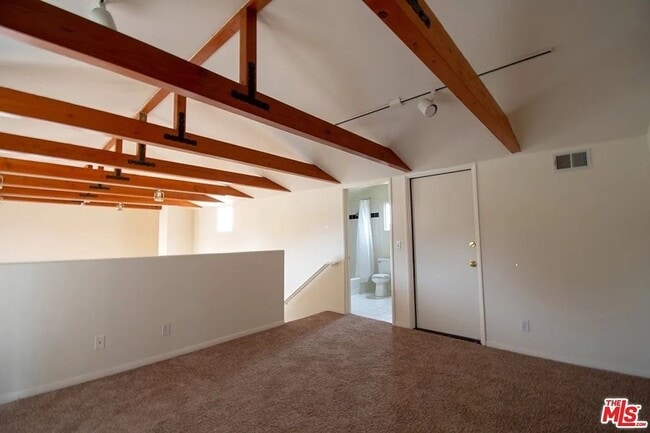 Building Photo - 710 Ocean Park Blvd