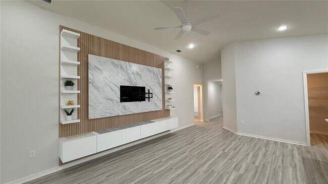Building Photo - 3139 Laurel Oak Ln