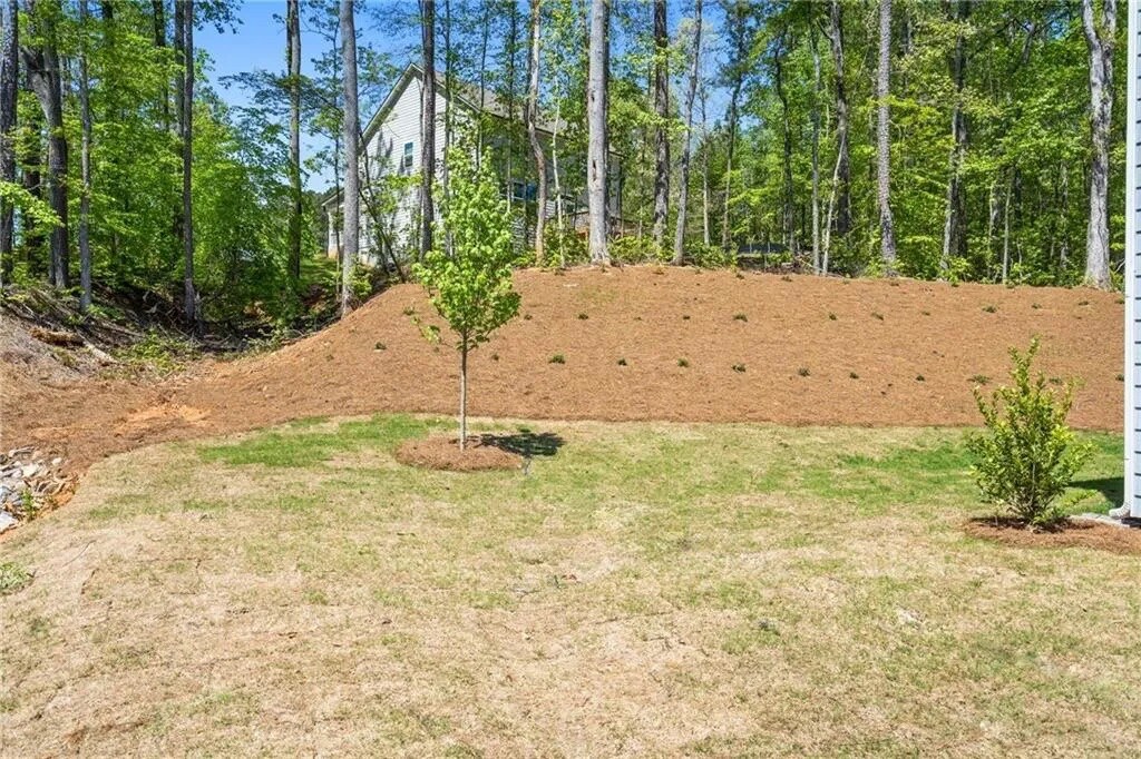 Building Photo - Room in House on Riverwood Dr