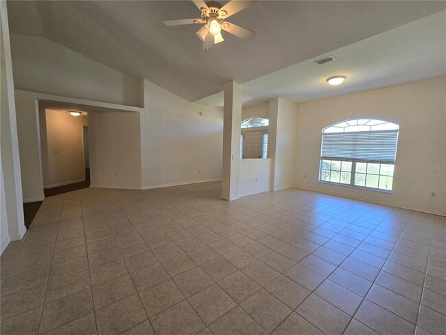 Building Photo - 2081 Farrington Dr