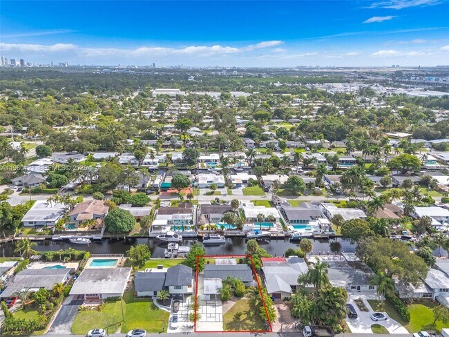 Building Photo - 2430 Key Largo Ln