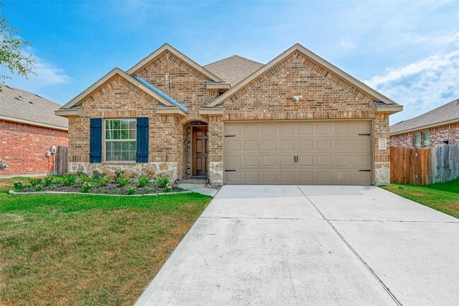 Building Photo - 18118 Van Berkel Ln