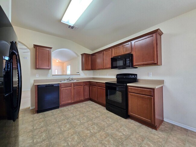 Building Photo - 4604 Black Forest Ln
