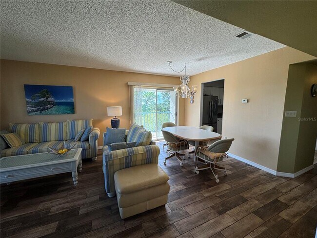 Building Photo - 5567 Sea Forest Dr
