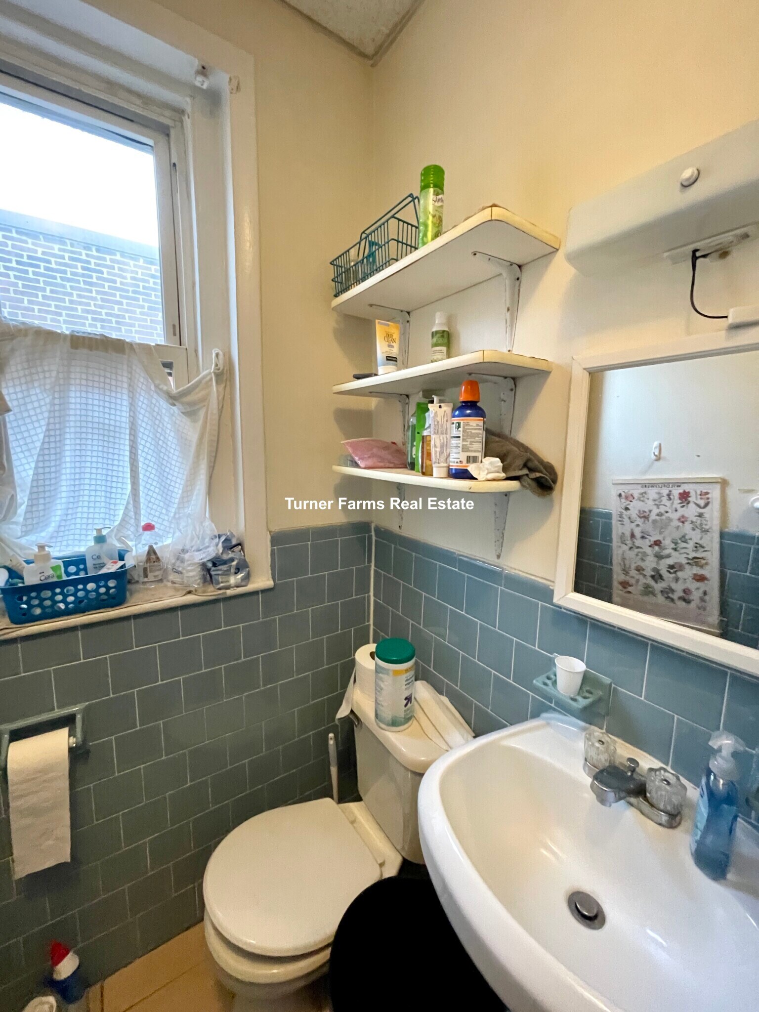 Building Photo - 15 Aberdeen St