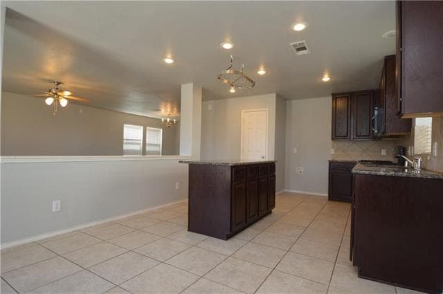 Building Photo - 1801 Willard Dr