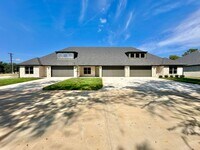 Building Photo - New Construction 3 Bedroom 2 Bathroom in S...