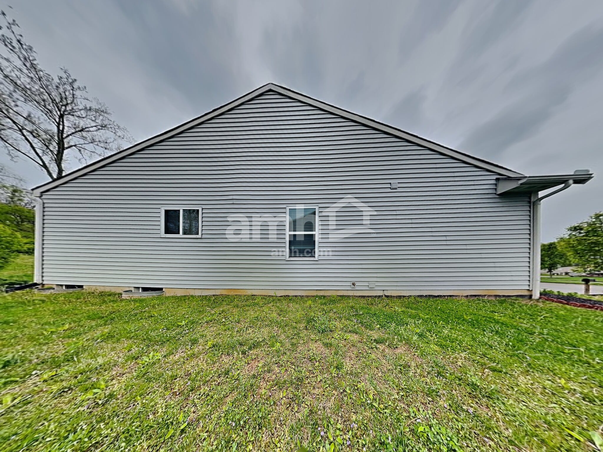 Building Photo - 724 Mary Ln Ext