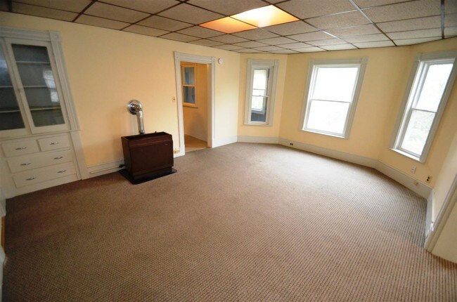 Building Photo - 109 Winter St