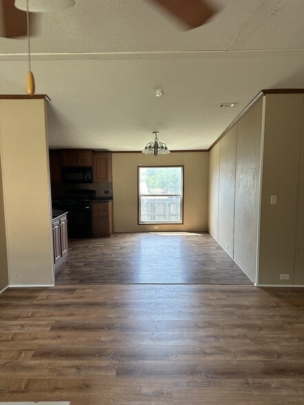 Building Photo - 7208 Comstock Cv