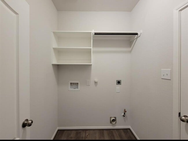 Building Photo - 3623 Fall Pasture Ln