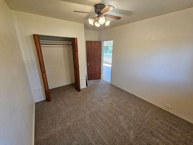 Building Photo - Comfortable 3/Bed-2 Bath Home with a Deck and Fenced Backyard