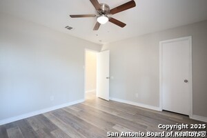 Building Photo - 9519 Braun Square