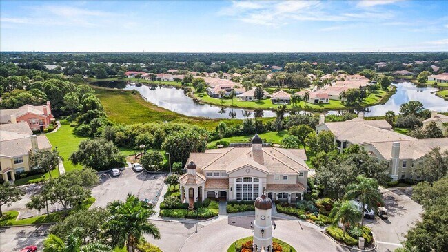 Building Photo - 110 SW Peacock Blvd