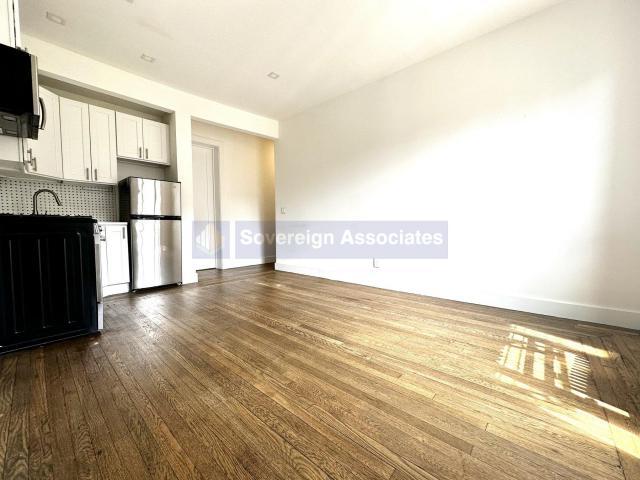 Building Photo - 1 bedroom in New York NY 10027