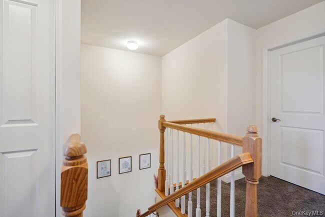 Building Photo - 1 Willow Terrace