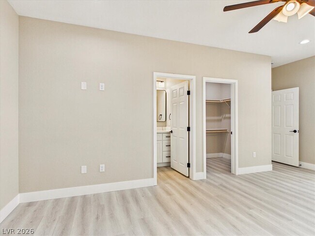 Building Photo - 1740 Jerome Ln