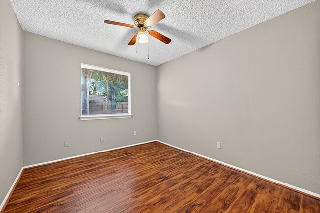 Building Photo - 16355 Sierra Grande Dr